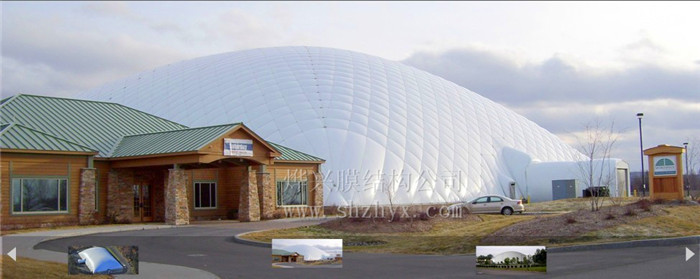 【充气白色体育场设计】气枕膜结构体育馆建筑